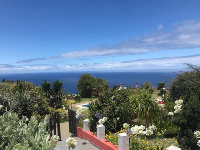 Ocean View Cottage Ponta do Pargo Exterior photo